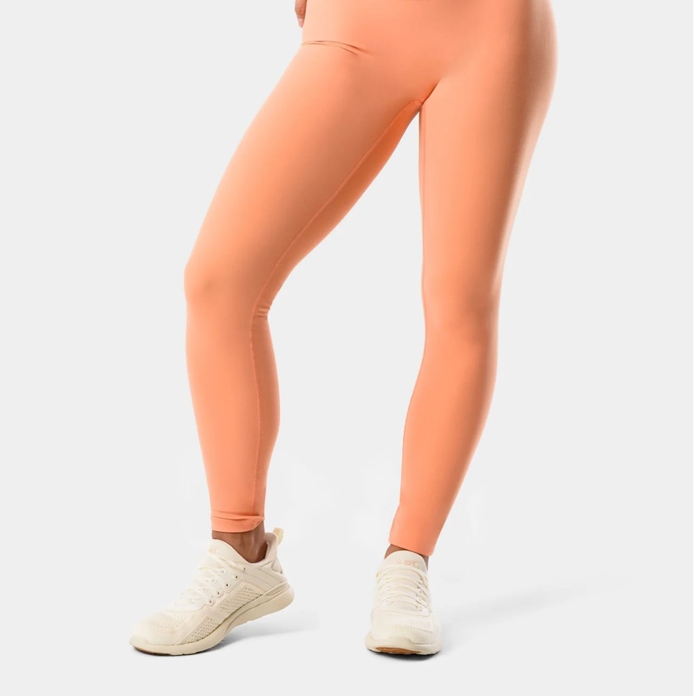 Kamo Fitness Featherlite leggings orange brand new in bag with tag